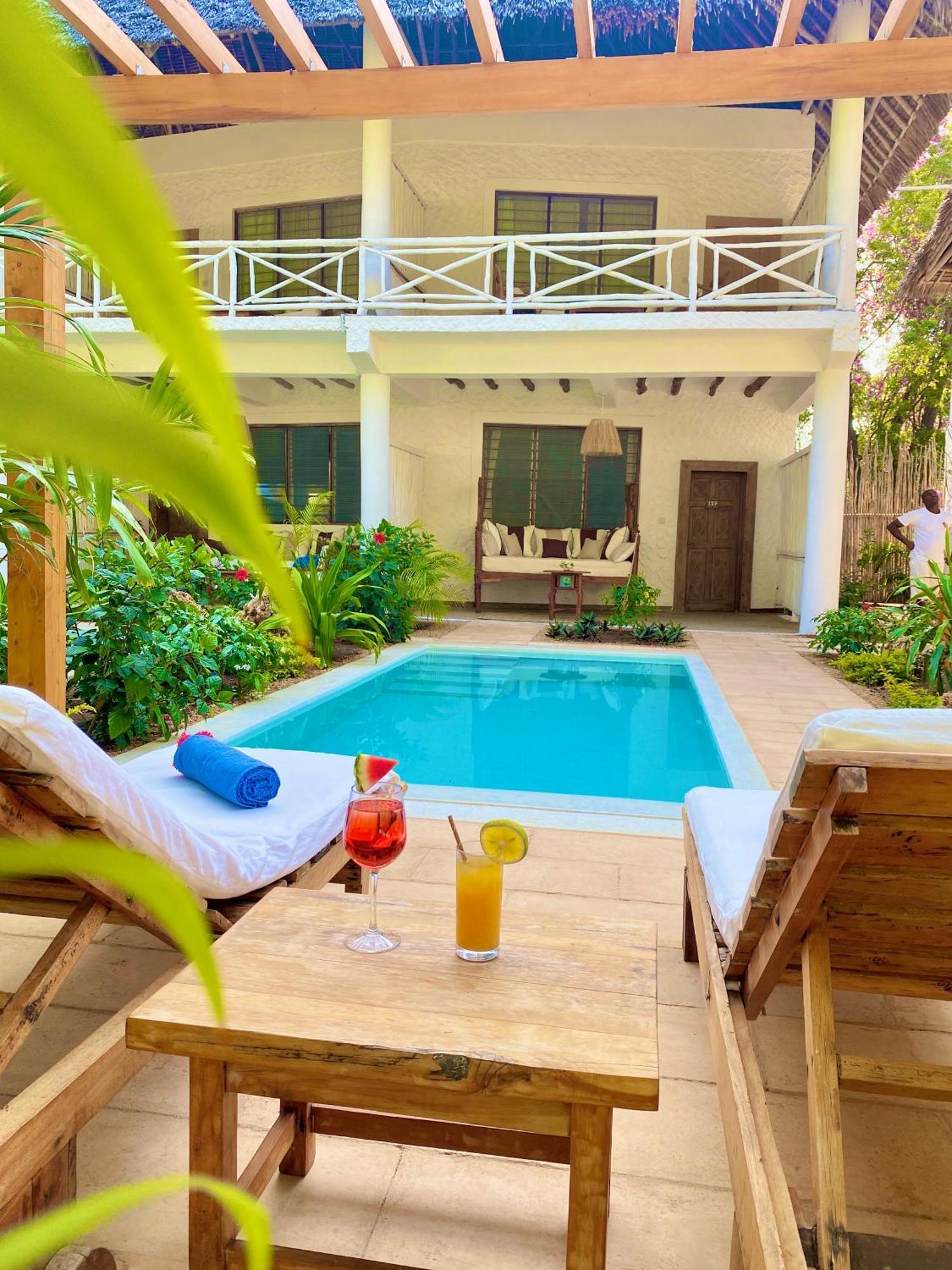 Diamonds Malindi Hotel Bagian luar foto