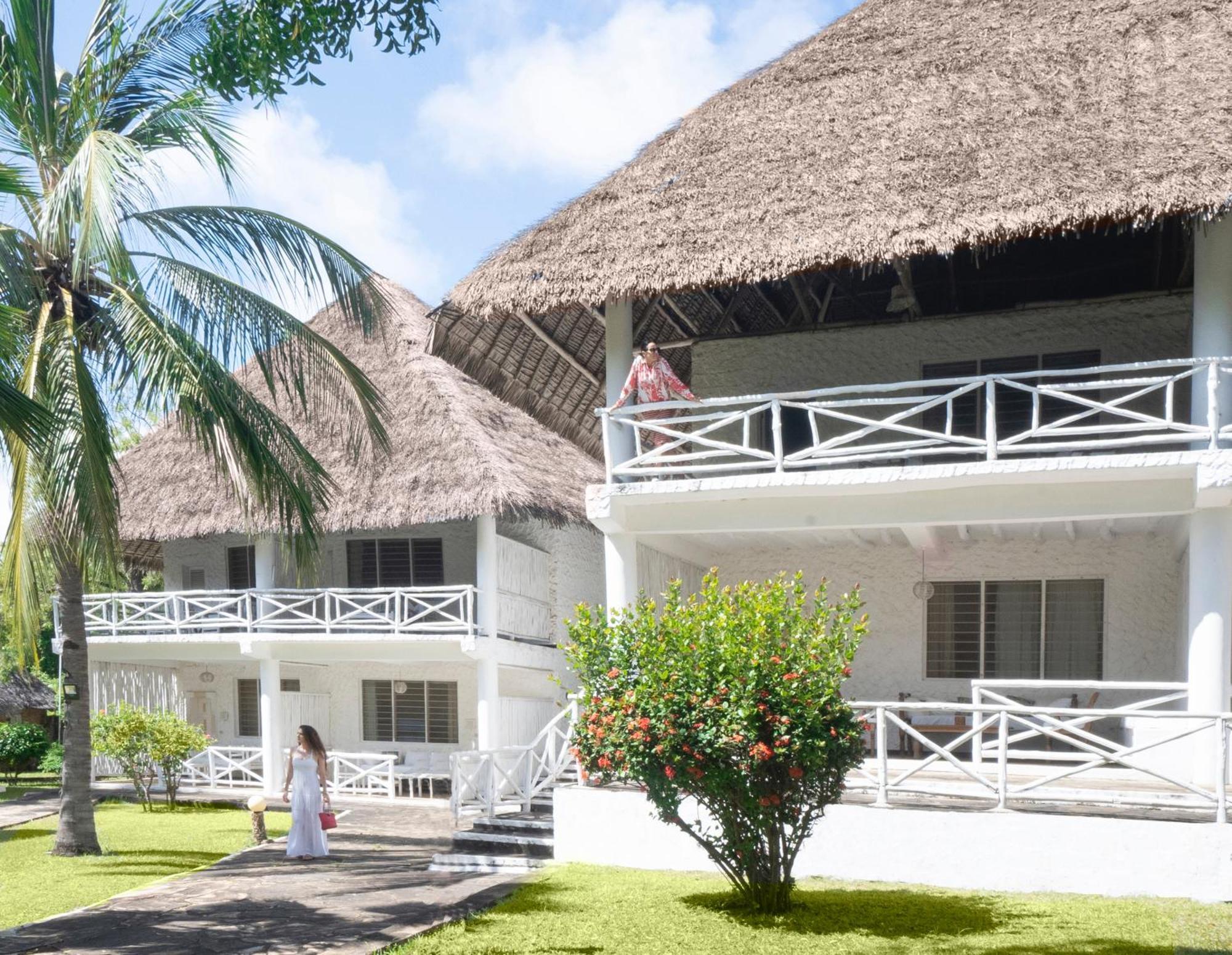 Diamonds Malindi Hotel Bagian luar foto